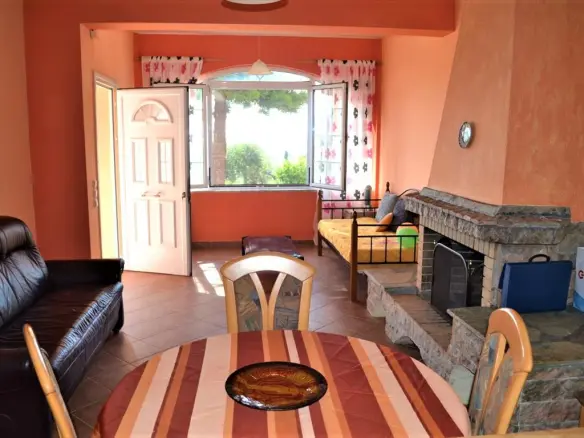 6-bedroom Detached House In Corfu, Greece (205 M²)