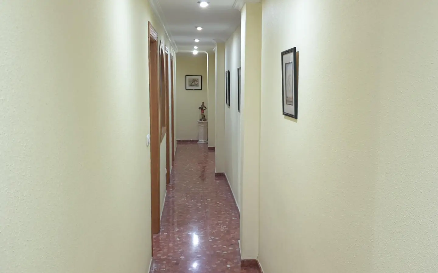 Flat 110 M² In Elche, Spain