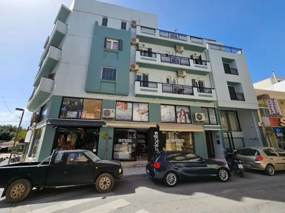 Building In Agios Nikolaos, Greece (1.240 M²)