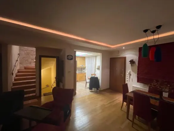 Maisonette In Poligiros, Greece (184 M²)