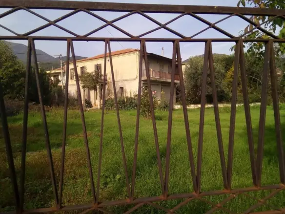 5-bedroom Detached House In Petritsi, Greece (200 M²)