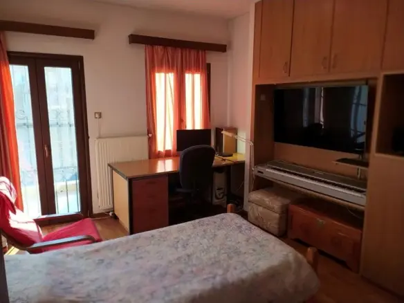 Detached House 285 M² In The Suburbs Of Thessaloniki