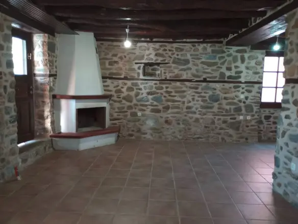 3-bedroom Detached House In Aristotle, Greece (130 M²)