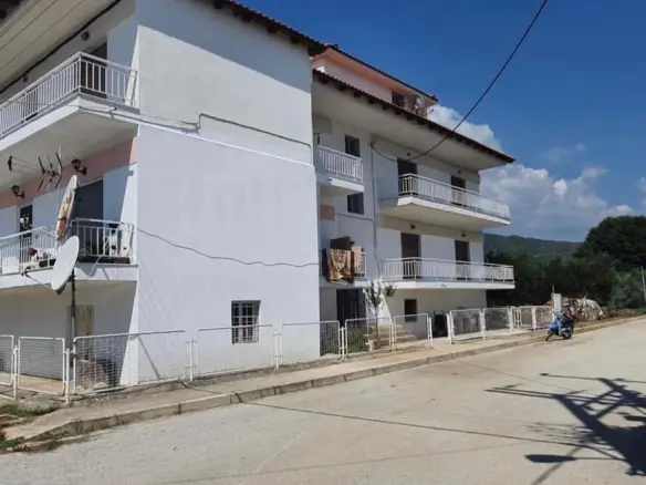 Complex In Kavala, Greece (400 M²)