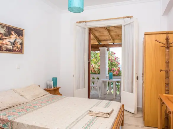 Villa 265 M² In Corfu