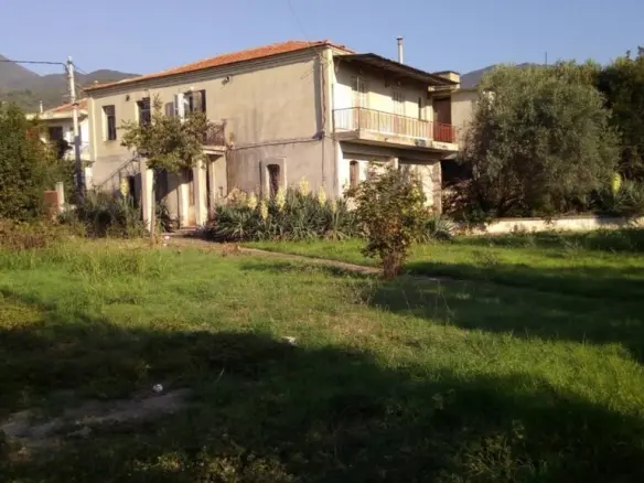 5-bedroom Detached House In Petritsi, Greece (200 M²)