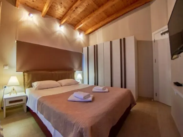 3-bedroom Villa In Eleitheres, Greece (124 M²)