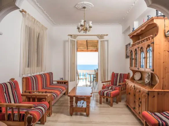 Villa 265 M² In Corfu