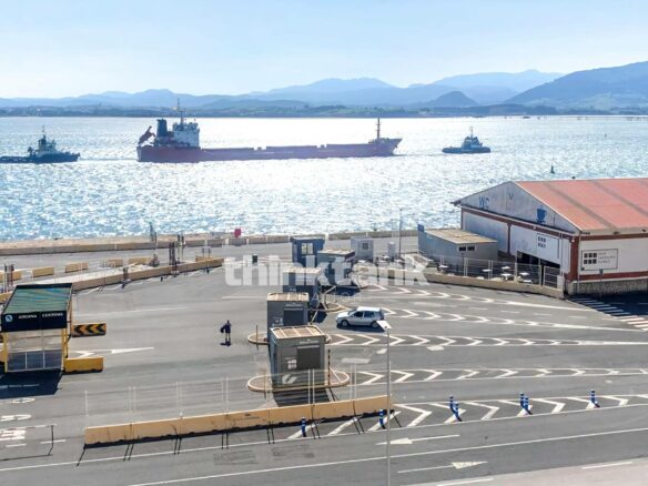 Apartment In Santander On Calle Antonio López | 100 Sq M Renovated Apartment With Panoramic Views