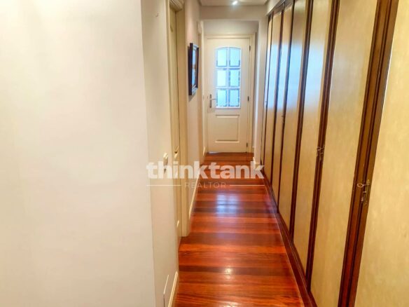 Apartment In Santander On Calle Antonio López | 100 Sq M Renovated Apartment With Panoramic Views
