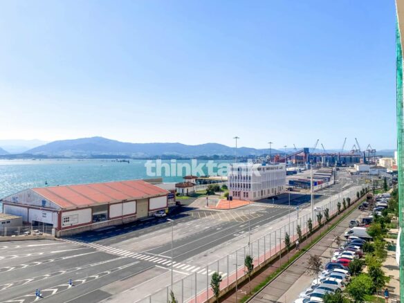 Apartment In Santander On Calle Antonio López | 100 Sq M Renovated Apartment With Panoramic Views