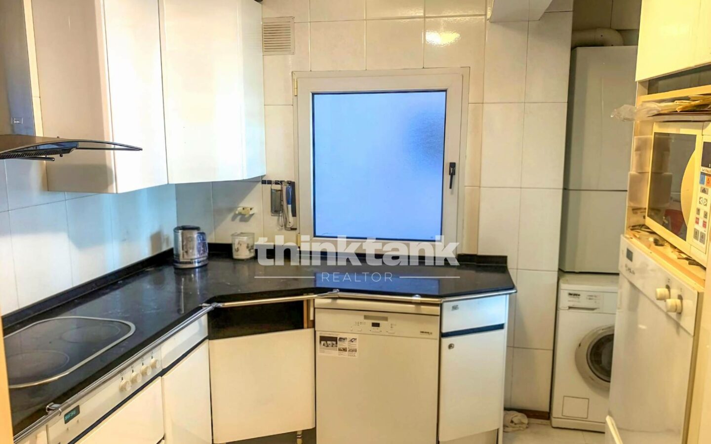 Apartment In Santander On Calle Antonio López | 100 Sq M Renovated Apartment With Panoramic Views