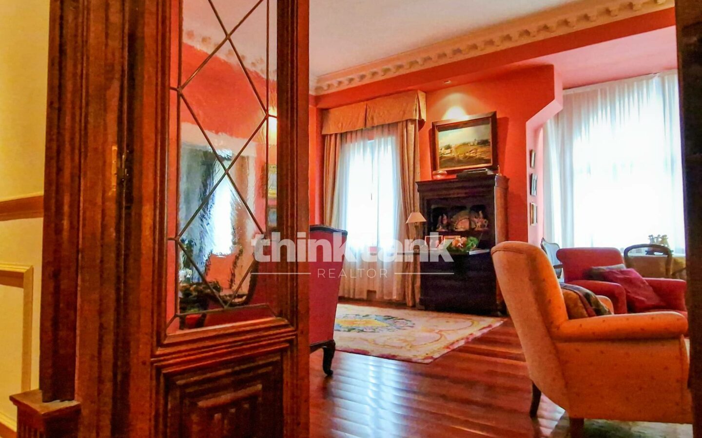 Exclusive Villa For Sale In Salamanca – Plaza Santa Eulalia