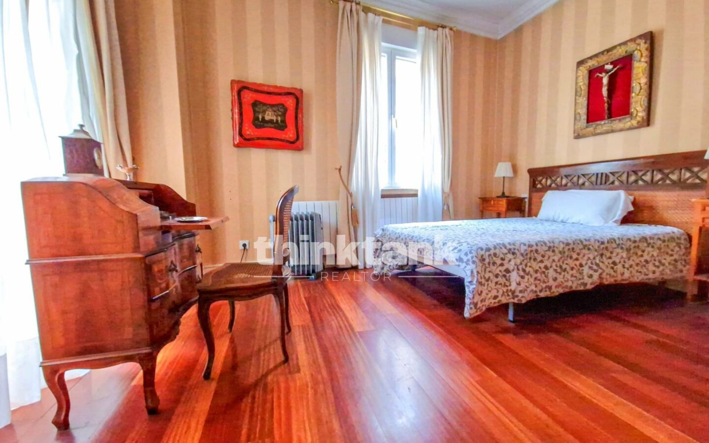 Exclusive Villa For Sale In Salamanca – Plaza Santa Eulalia
