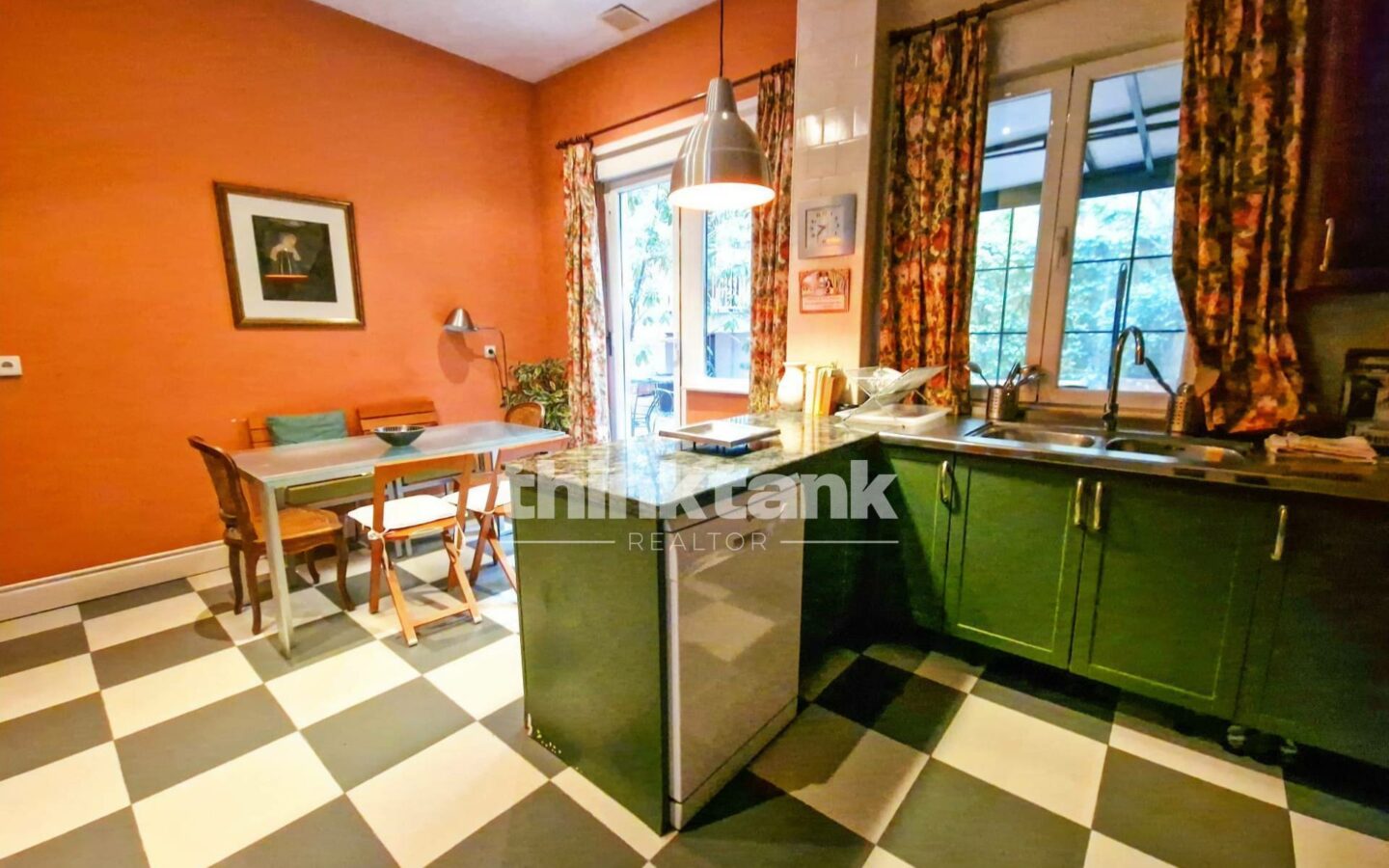 Exclusive Villa For Sale In Salamanca – Plaza Santa Eulalia