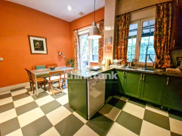 Exclusive Villa For Sale In Salamanca – Plaza Santa Eulalia