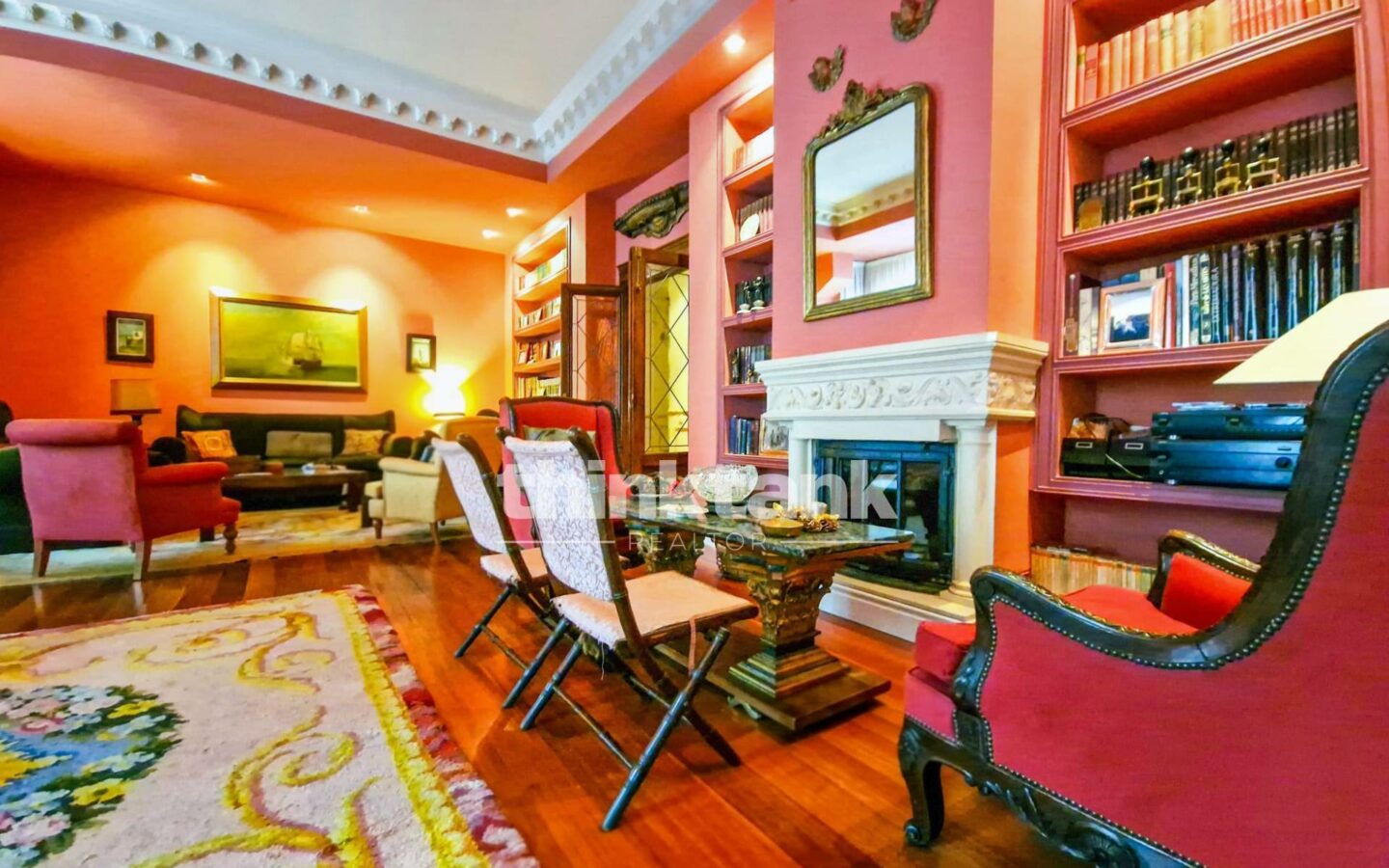 Exclusive Villa For Sale In Salamanca – Plaza Santa Eulalia