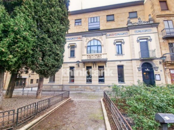 Exclusive Villa For Sale In Salamanca – Plaza Santa Eulalia