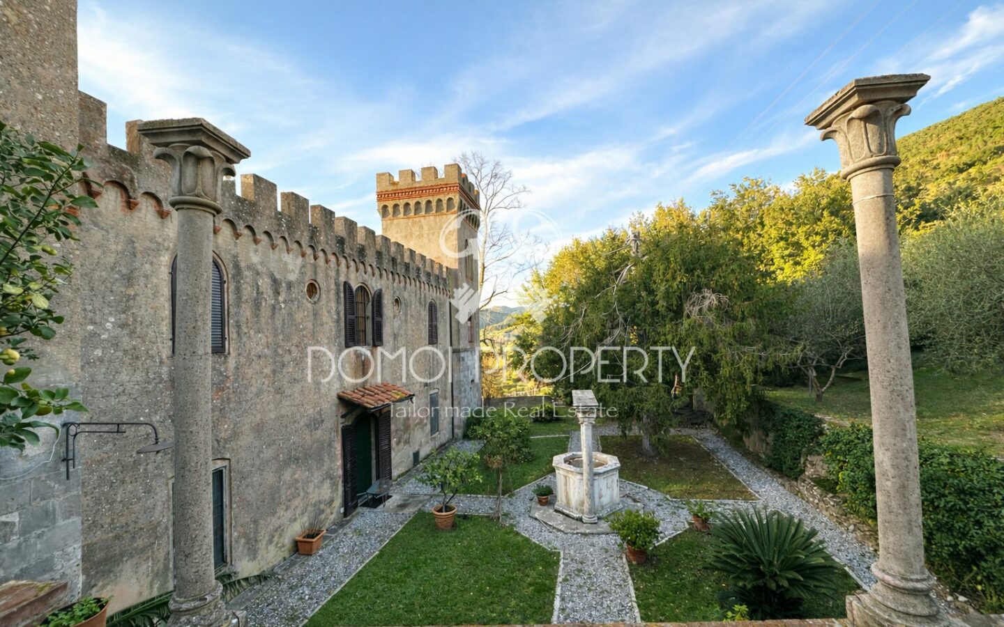 Porzione Di Villa In Stile Castello – Asciano (pisa)
