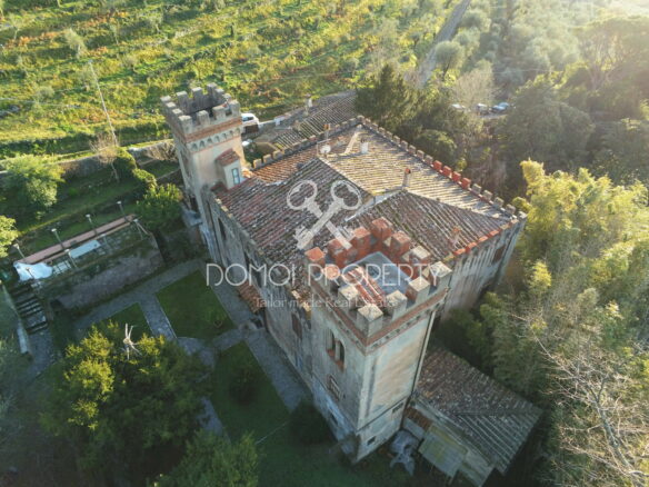Porzione Di Villa In Stile Castello – Asciano (pisa)