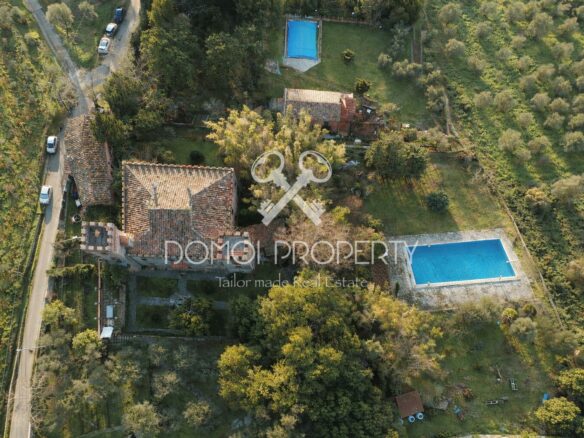 Porzione Di Villa In Stile Castello – Asciano (pisa)