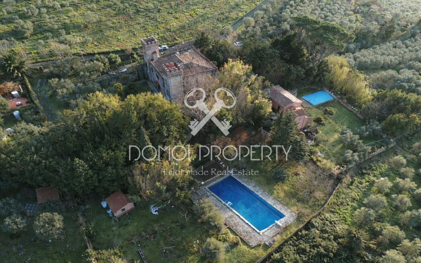 Porzione Di Villa In Stile Castello – Asciano (pisa)