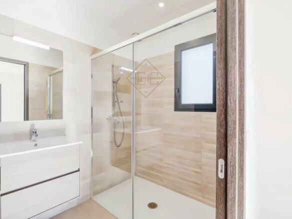 Brand-new Contemporary Villa In The Heart Of Mougins – Peaceful Setting & High-end Features