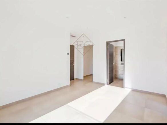 Brand-new Contemporary Villa In The Heart Of Mougins – Peaceful Setting & High-end Features
