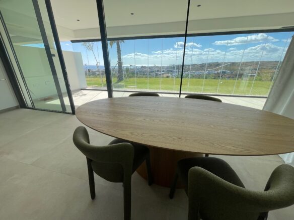 Estepona, Bajo De Lujo En Urb. Mirador De Estepona Hills. Estrenar Bajo Con Jardin Privado, 2 Garajes, 1 Gran Trastero
