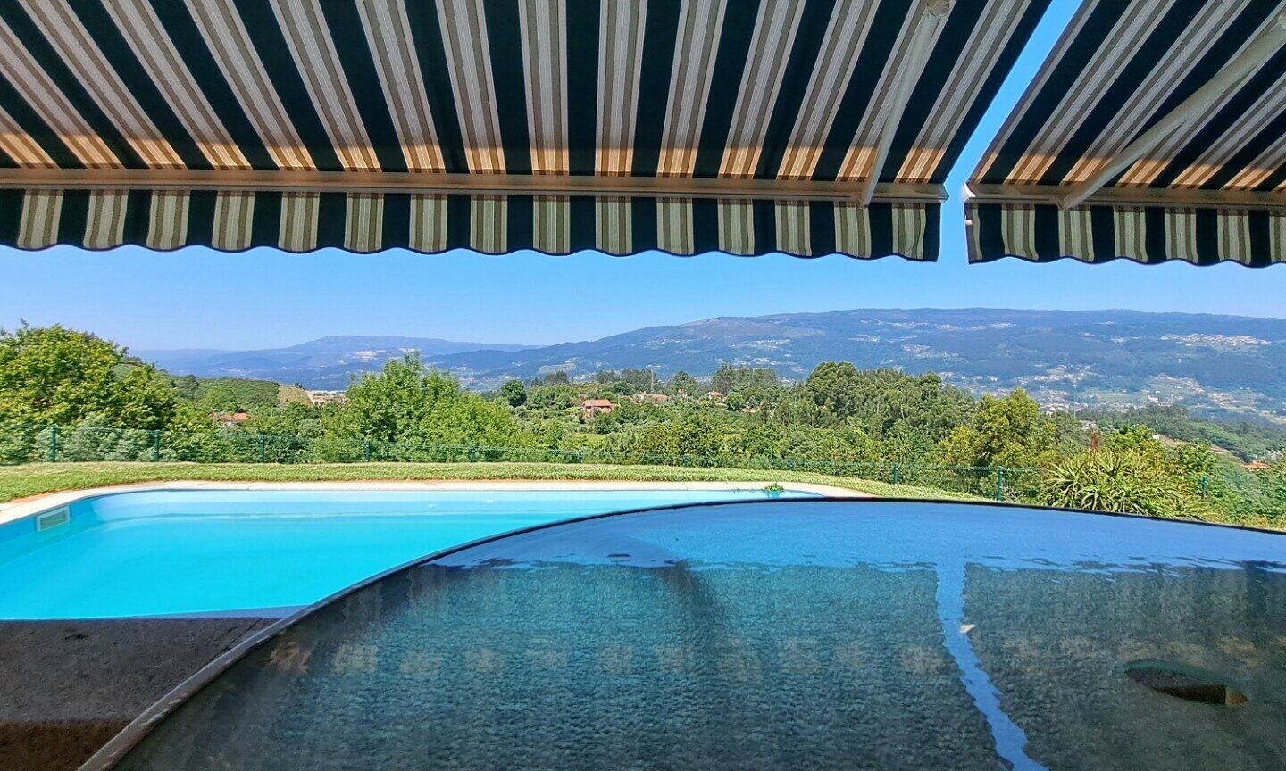 Casa T7 Com Piscina E Vistas Deslumbrantes – Ponte Da Barca – Portugal