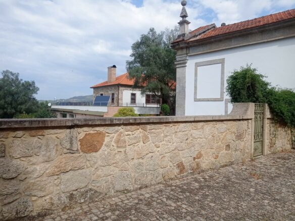 Excelente Quinta Com Alojamento Local -valença – Viana Do Castelo-portugal
