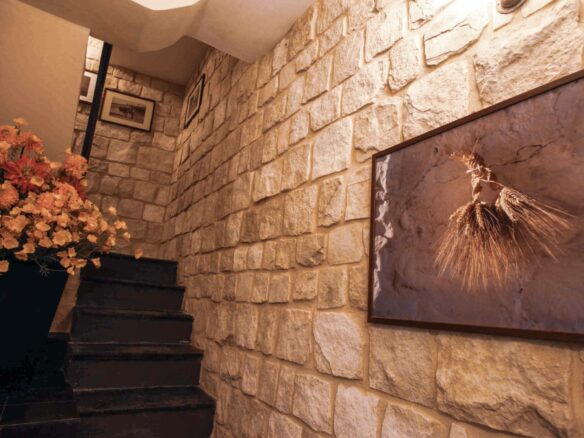 Ragusa, Modica: Immersed In The Disconcerting Glow Of The Modican Baroque, A Few Steps From The Main Street And Hidden A