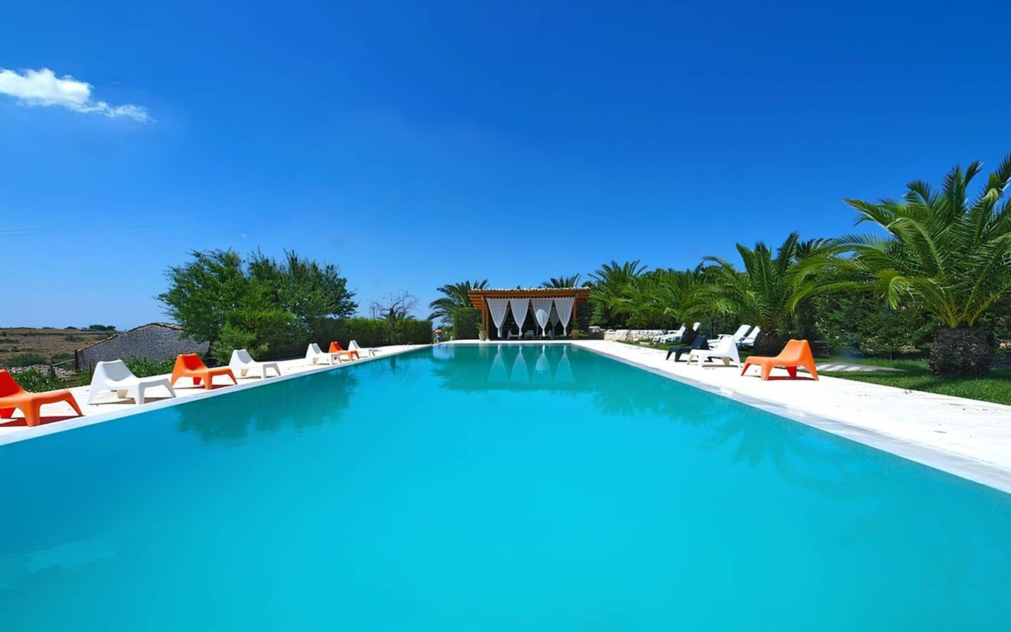 Immersed In The Ragusa Countryside Stands This Ancient Country House, Completely Renovated In 2005.