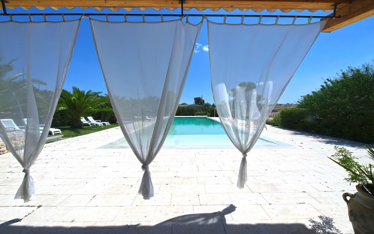 Immersed In The Ragusa Countryside Stands This Ancient Country House, Completely Renovated In 2005.