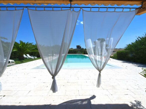 Immersed In The Ragusa Countryside Stands This Ancient Country House, Completely Renovated In 2005.