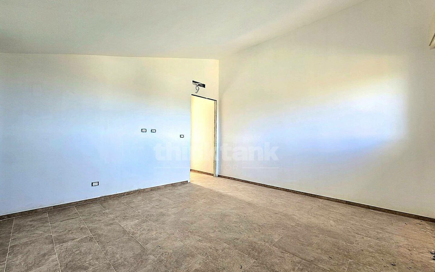 We Offer A Villa Located In A Strategic Position Between Marina Di Ragusa And Ragusa, Perfect For Those Who Wan