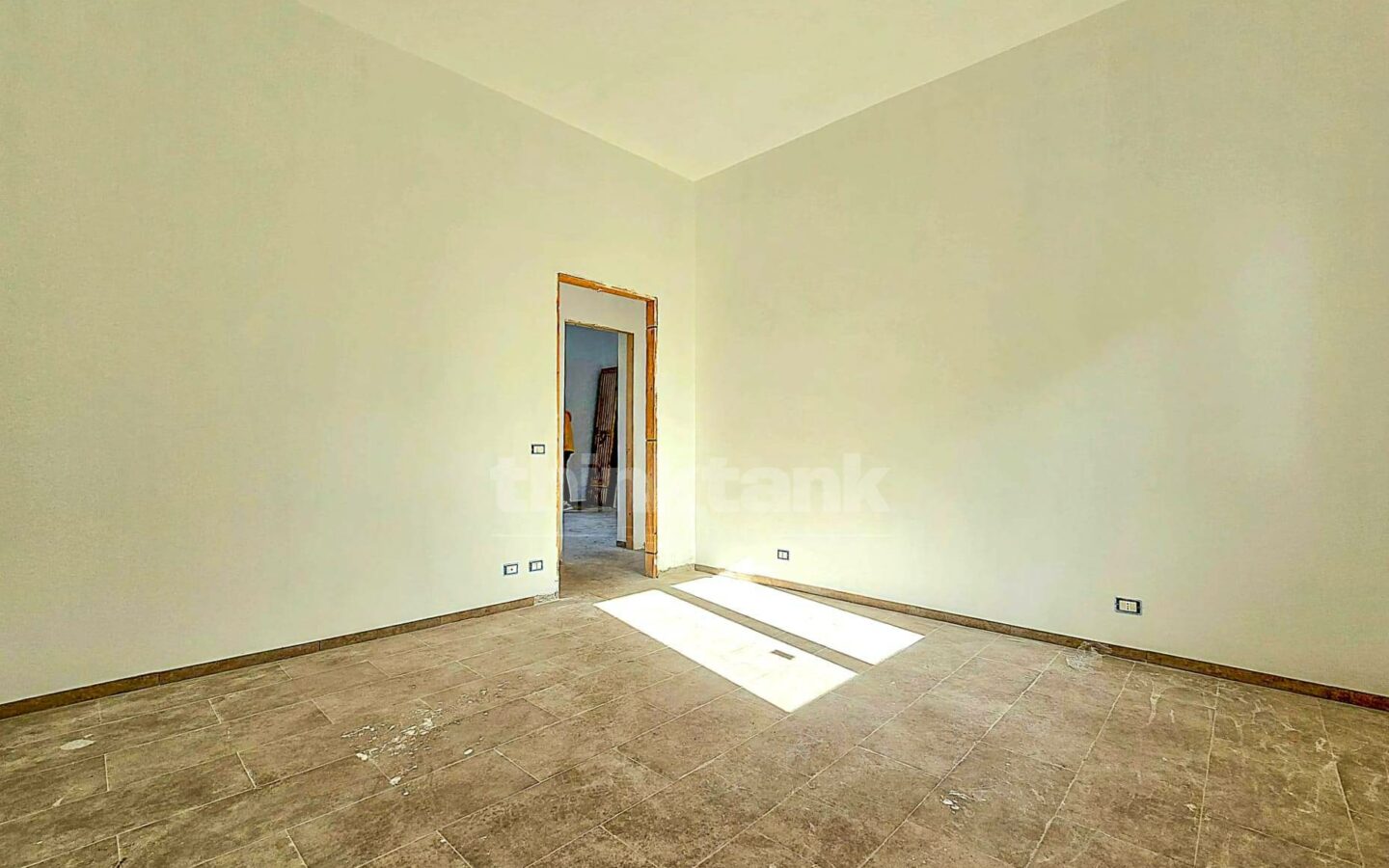 We Offer A Villa Located In A Strategic Position Between Marina Di Ragusa And Ragusa, Perfect For Those Who Wan