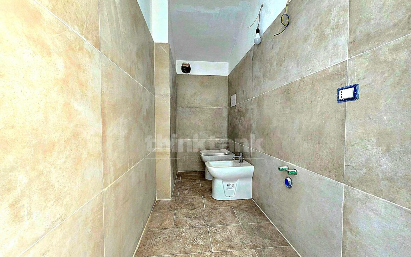 We Offer A Villa Located In A Strategic Position Between Marina Di Ragusa And Ragusa, Perfect For Those Who Wan