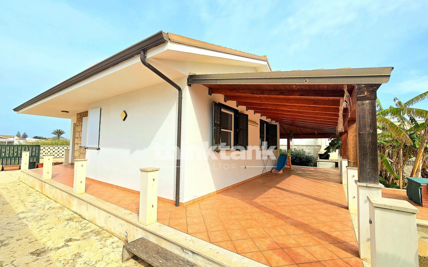 Villa In Ispica – 200 Meters From The Sea, With Garden And Panoramic Terrace