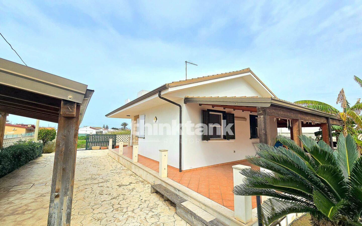 Villa In Ispica – 200 Meters From The Sea, With Garden And Panoramic Terrace