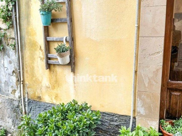 Renovated Detached House In The Heart Of Ragusa, A Few Steps From The Duomo.