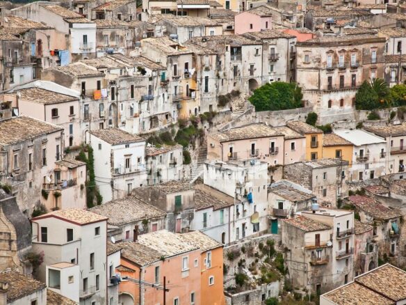 Renovated Detached House In The Heart Of Ragusa, A Few Steps From The Duomo.