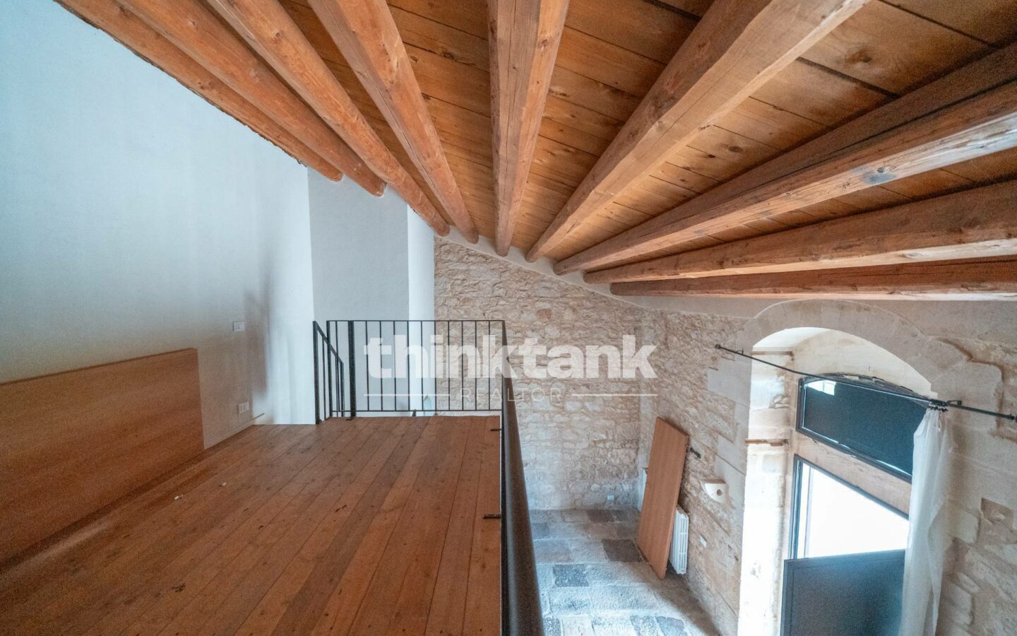 Renovated Accommodation Facility With Swimming Pool And Green Facilities