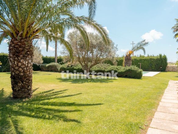 Renovated Accommodation Facility With Swimming Pool And Green Facilities