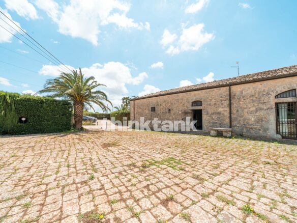 Renovated Accommodation Facility With Swimming Pool And Green Facilities