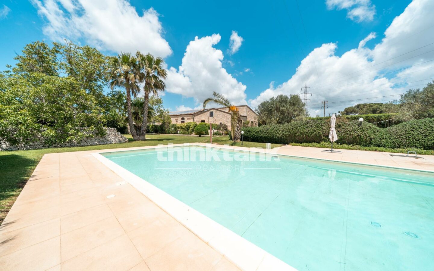 Renovated Accommodation Facility With Swimming Pool And Green Facilities