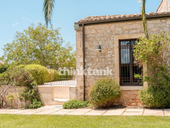 Renovated Accommodation Facility With Swimming Pool And Green Facilities