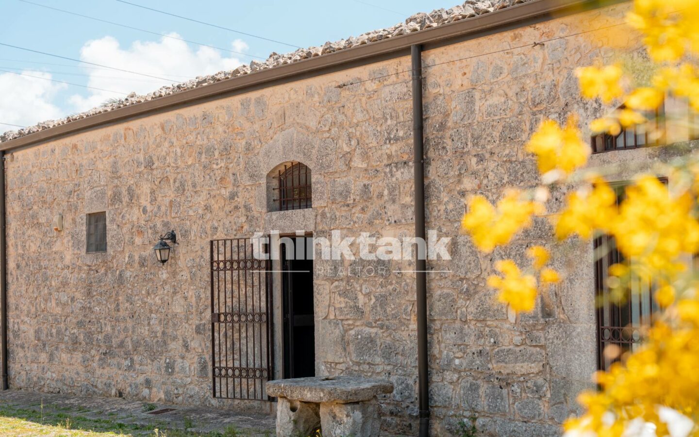 Renovated Accommodation Facility With Swimming Pool And Green Facilities