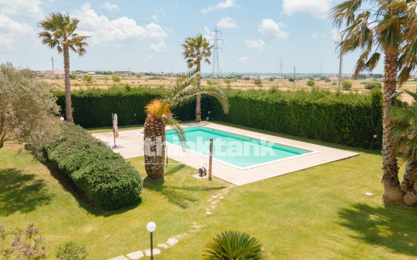 Renovated Accommodation Facility With Swimming Pool And Green Facilities