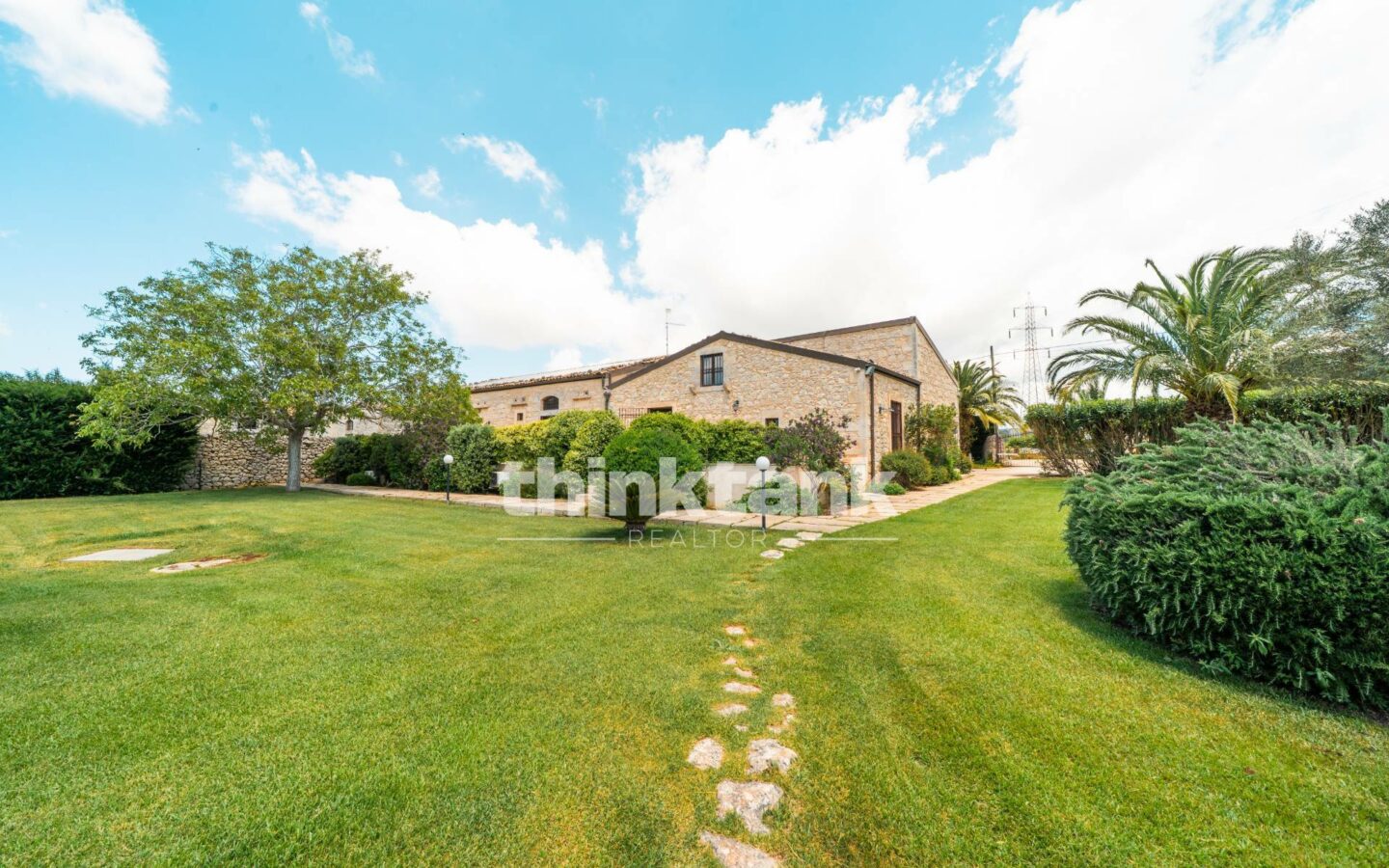 Renovated Accommodation Facility With Swimming Pool And Green Facilities